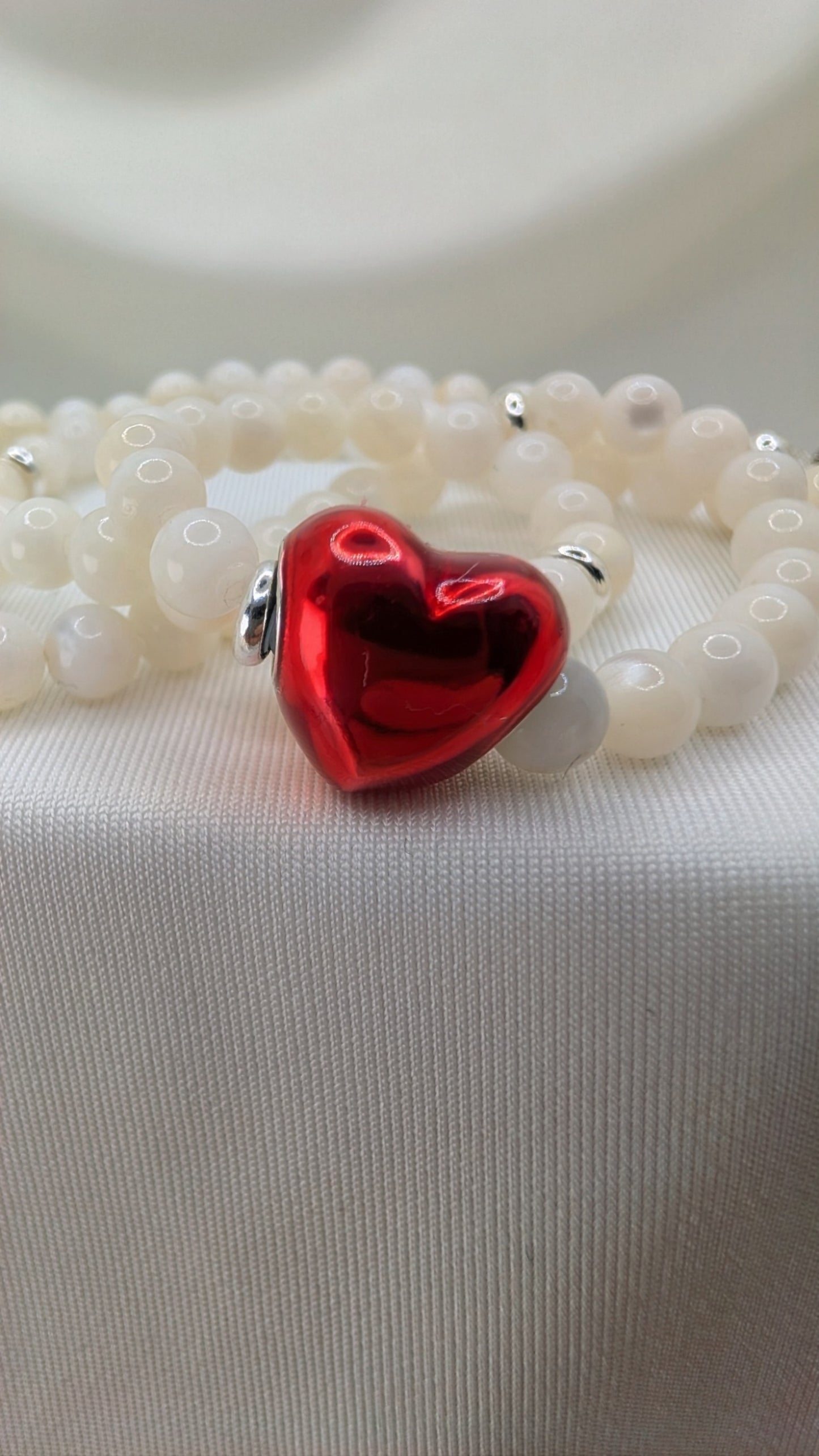 Mother of Pearl Necklace & Red Heart in 925 Silver