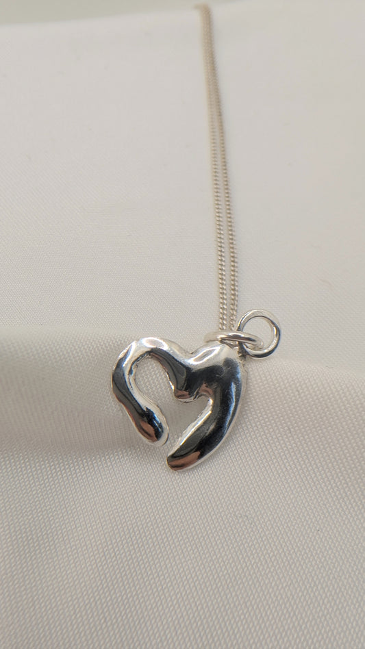 Silver Heart Pendant & Chain
